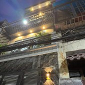 Bán nhà Nguyễn Duy Cung PHƯỜNG 12 QUẬN G.Vấp, 4 tầng, Đ. 2.5m, giá giảm còn 5.x tỷ